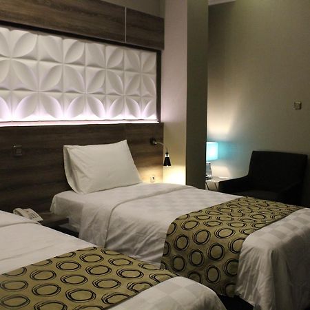 Fontana Hotel Jakarta Eksteriør bilde